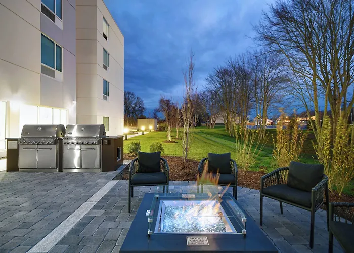 Towneplace Suites By Marriott Fall River Westport